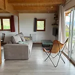 Les Chatcureuils Montclar (Alpes-de-Haute-Provence)