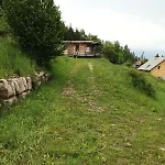 Les Chatcureuils Montclar (Alpes-de-Haute-Provence)